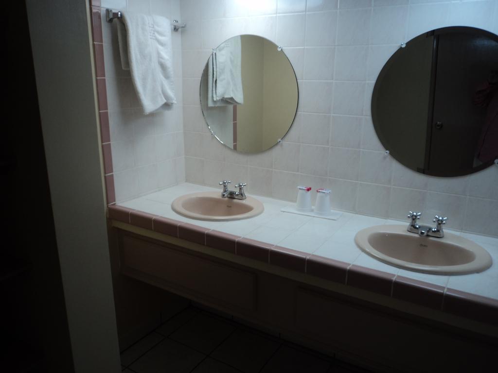 Hotel San Carlos Nogales Nogales  Δωμάτιο φωτογραφία