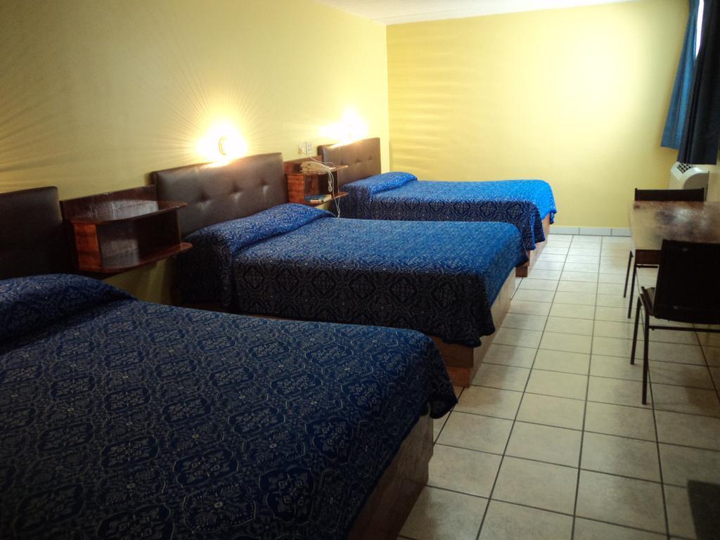 Hotel San Carlos Nogales Nogales  Δωμάτιο φωτογραφία